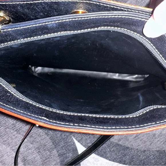 ❌sold❌ Vintage Bally Pebbled Leather Bag! Classic beauty. 🤎🖤 - Picture 15 of 15